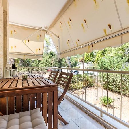 Elegant Apartment W Great Balcony In Vouliagmeni เอเธนส์ ภายนอก รูปภาพ