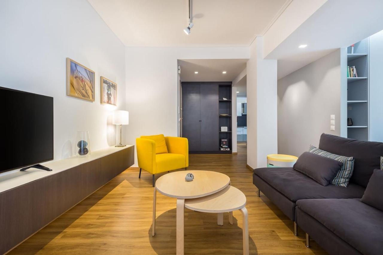 Elegant Apartment W Great Balcony In Vouliagmeni เอเธนส์ ภายนอก รูปภาพ