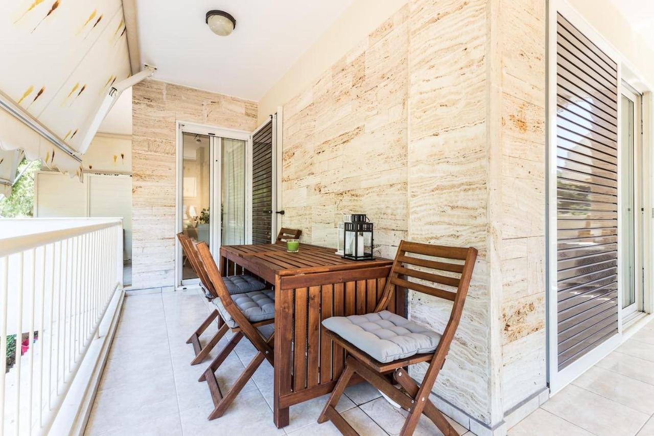 Elegant Apartment W Great Balcony In Vouliagmeni เอเธนส์ ภายนอก รูปภาพ
